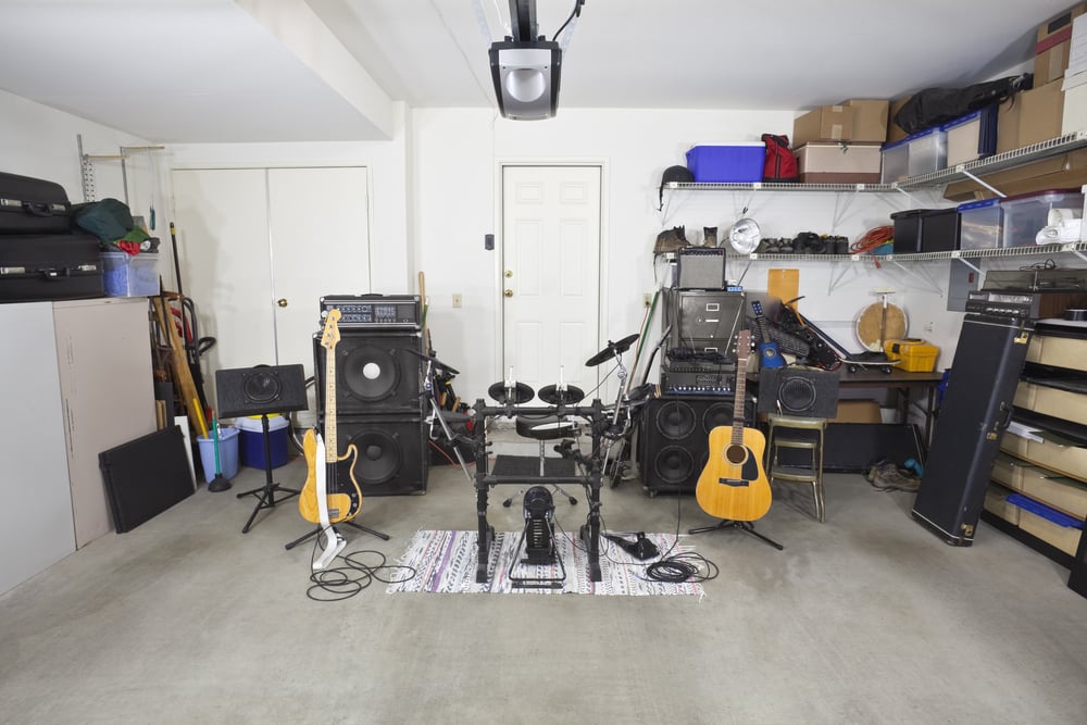 20 Man Cave Ideas for Your Garage